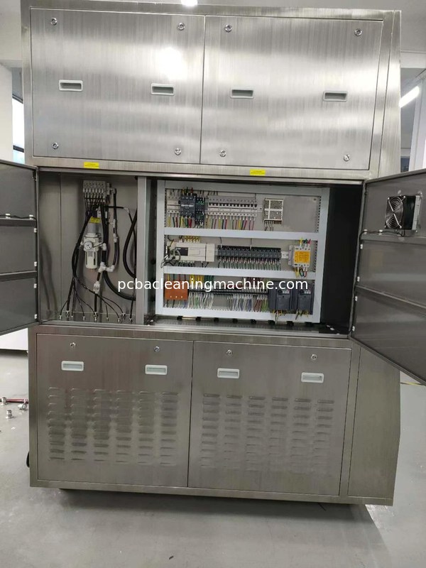 AC380V/3p/50/60Hz पीसीबी असेंबली की सफाई करने वाली मशीन 100-150 सेमी/मिनट की शुद्ध कन्वेयर गति के साथ