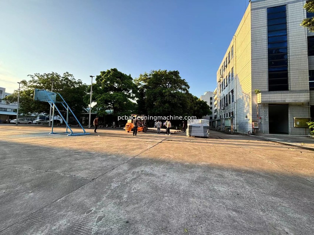 कन्वेयर स्प्रे प्रकार अर्धचालक सफाई मशीन, फिल्टर 0.01umx1pcs, आकार 600mm, वोल्टेज 380V