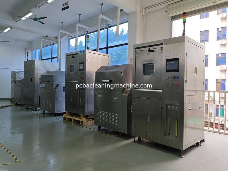 पीएलसी स्वचालित नियंत्रण पैलेट सफाई मशीन जिसमें 80L तरल टैंक क्षमता और 5 से 15 मिनट का सुखाने का समय है जो विभिन्न पैलेट प्रकारों के लिए उपयुक्त है